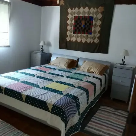 A Casinha Da Aldeia De Xisto Sao Martinho (Castelo Branco)