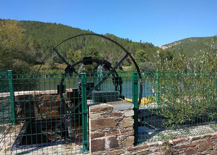 Casa de Férias A Casinha Da Aldeia De Xisto *